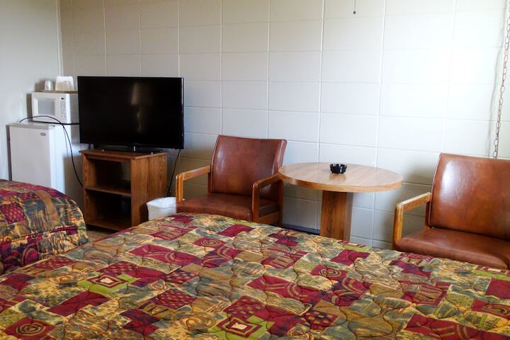 Room 21 of 30