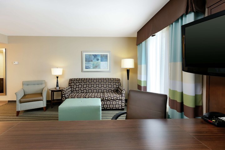 Room 20 of 33