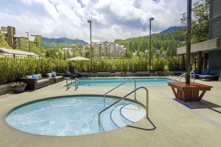 Aava Whistler Hotel