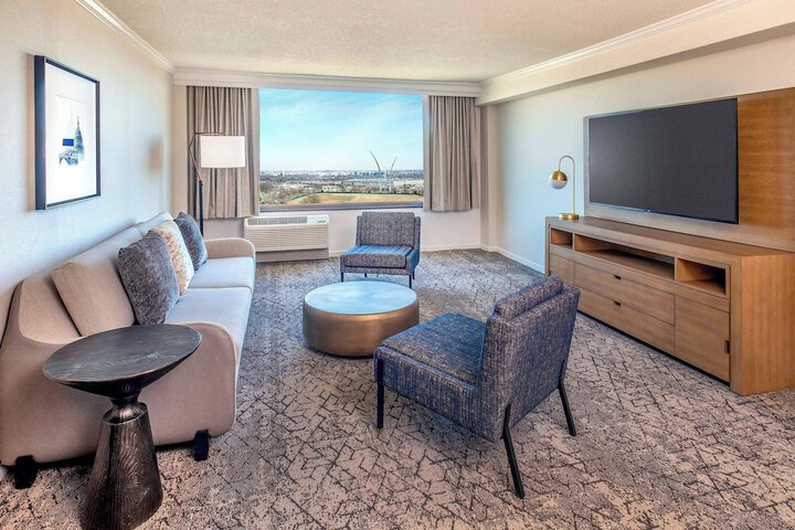 Room 22 of 46