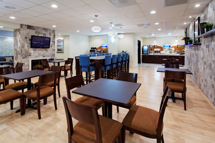 Holiday Inn Express Benicia by IHG