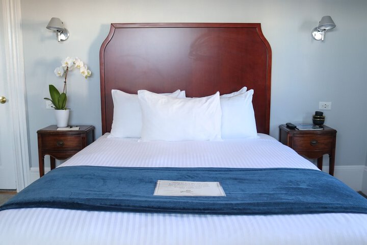 Emerson Inn