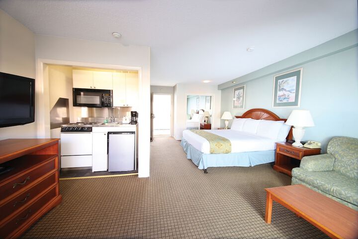 Room 32 of 49