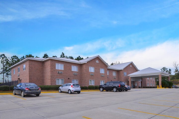 Hotel 3 of 40