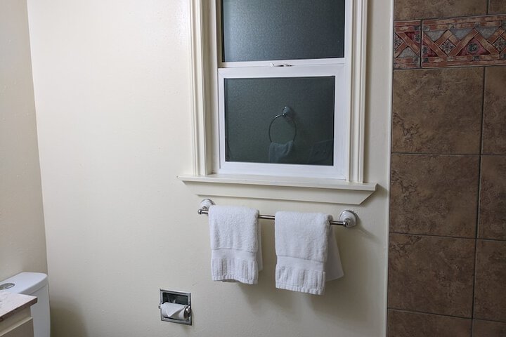 Room 53 of 67