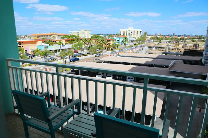 Dolphin Sands Clearwater Beach an Ascend Collection Hotel