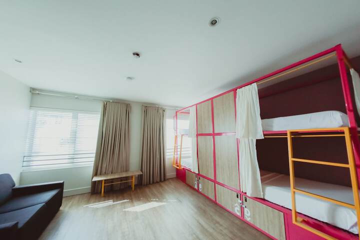 Room 67 of 117