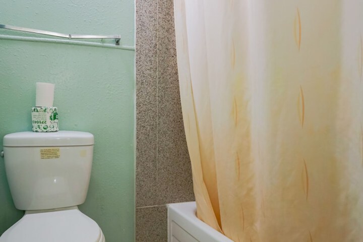 Room 13 of 23