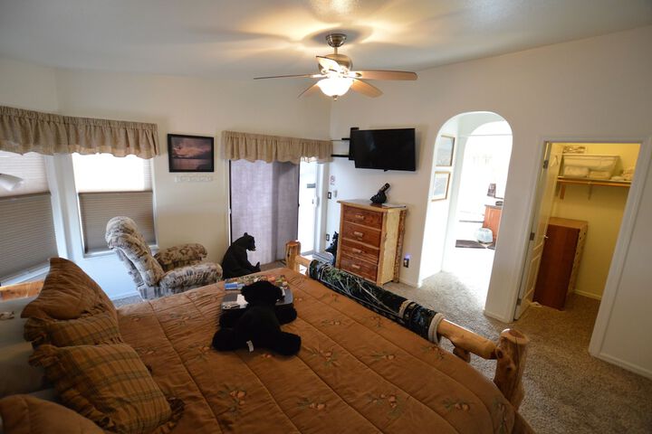 Room 16 of 35