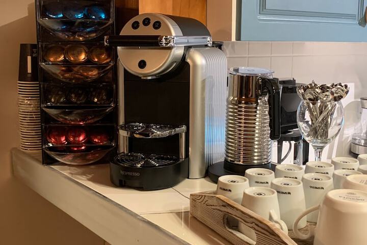 Breakfast/Coffee Service 32 of 39