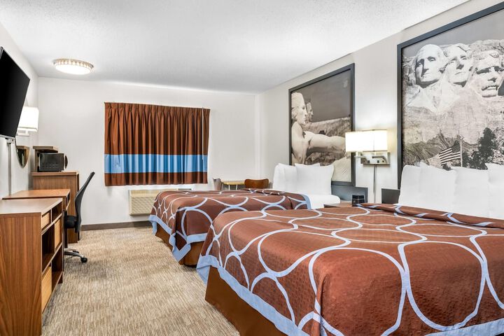 Super 8 by Wyndham Custer / Crazy Horse Area
