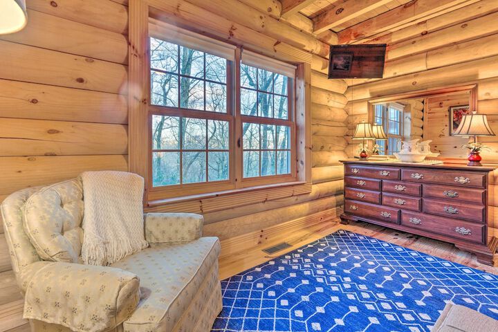 Wraparound Deck: Linville Mountain Cabin