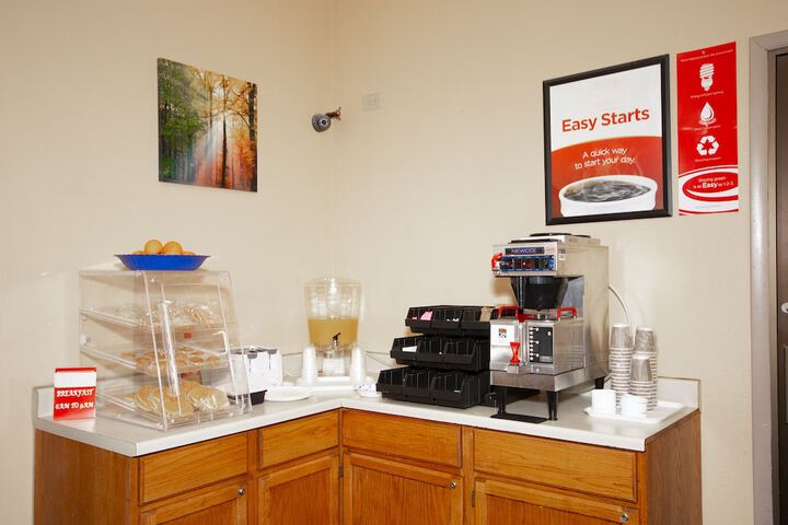 Breakfast/Coffee Service 69 of 74