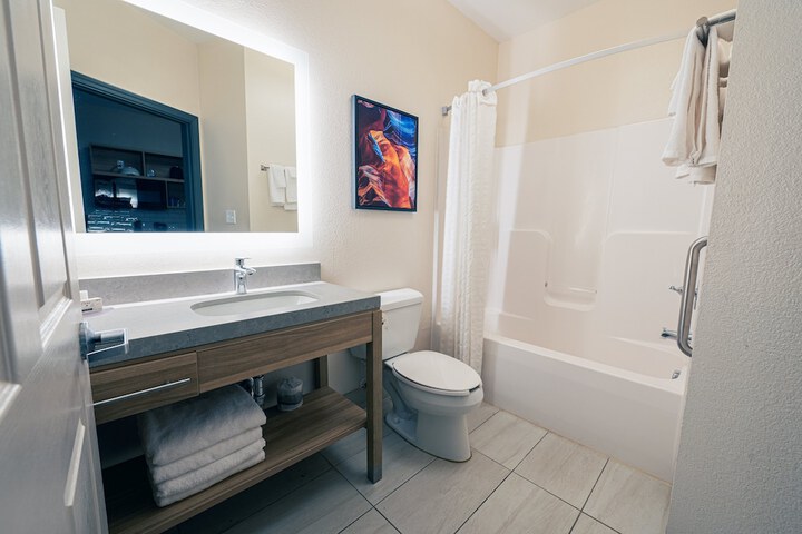Candlewood Suites Merrillville by IHG