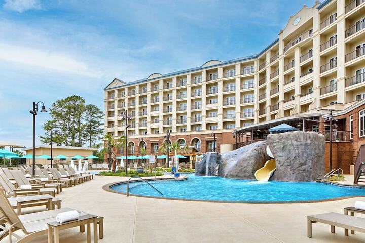 Renaissance Shoals Resort & Spa