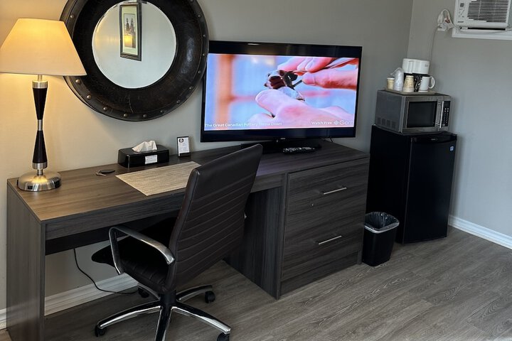 Room 33 of 51