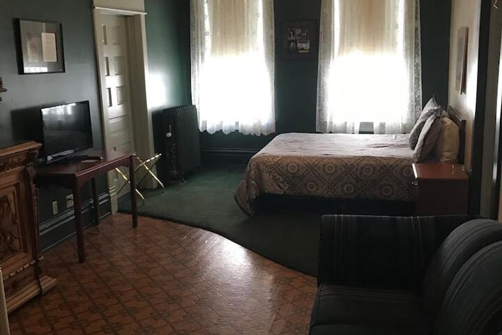 Room 40 of 67