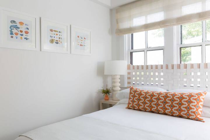 Room 18 of 49