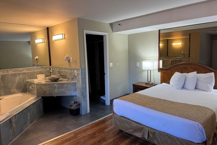 Travelodge by Wyndham Reno Downtown