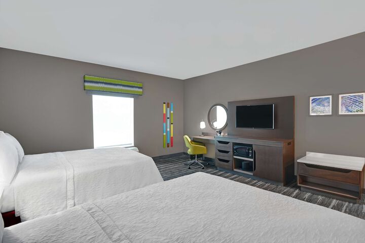 Room 25 of 46