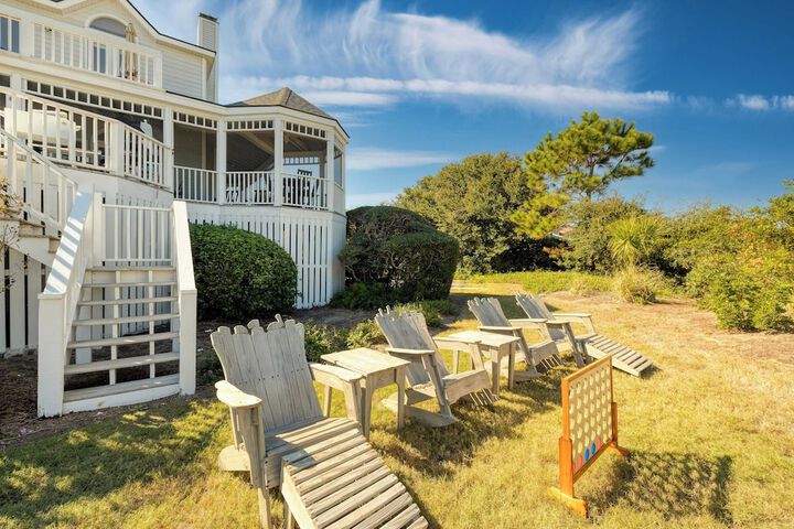 Haven by Avantstay Luxury Beachfront Home w / Pool & Gorgeous Patios