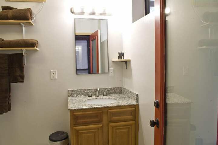Room 33 of 39