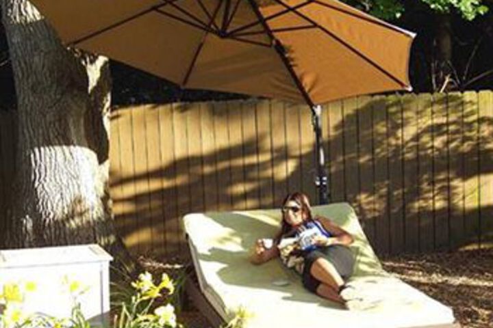 The Rochester Carriage House Bed & Breakfast