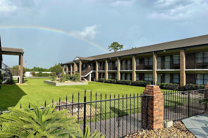 Hotel 4 of 92