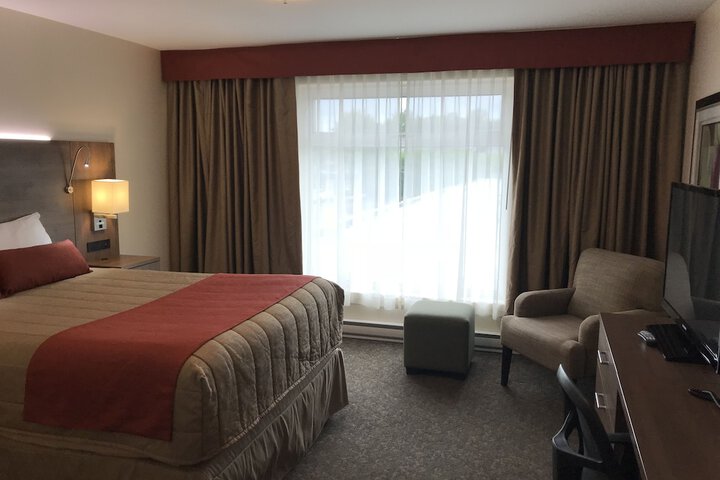 Room 18 of 34