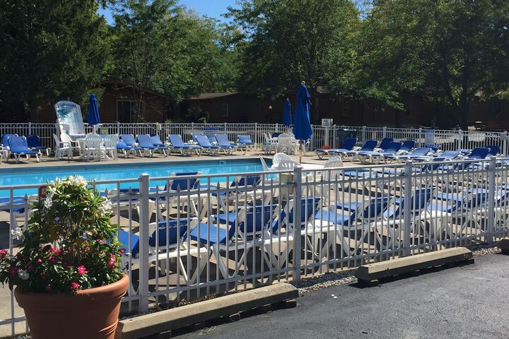 Pool 7 of 35