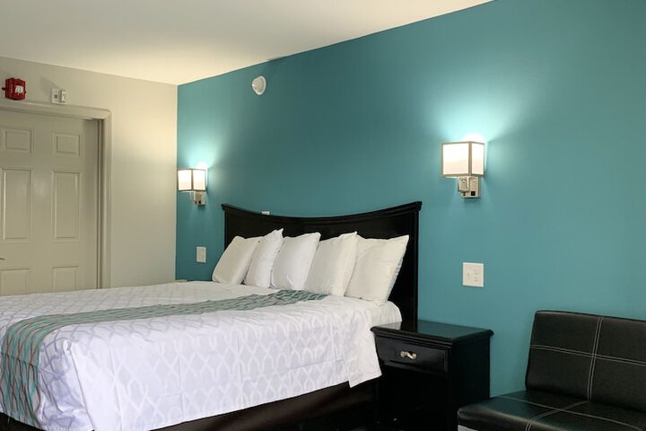Room 10 of 35