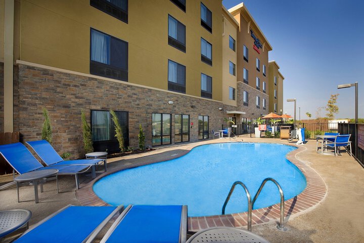 Pool 3 of 28