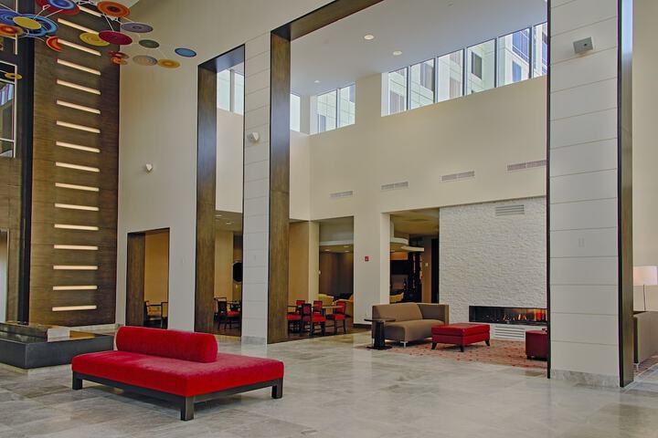 Embassy Suites Newark Airport