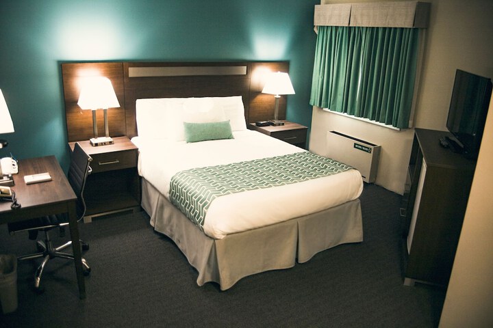 Ramada by Wyndham Quesnel