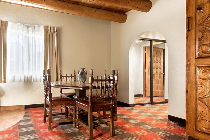 Sagebrush Inn & Suites