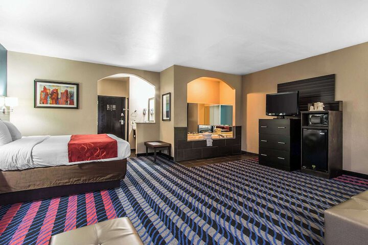 Room 41 of 64