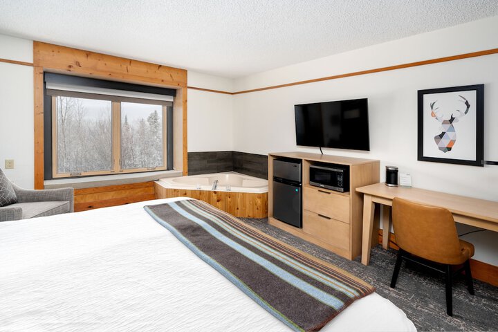 Room 43 of 127