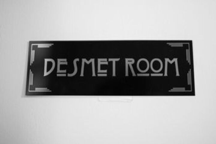 DeBourge Guesthouse