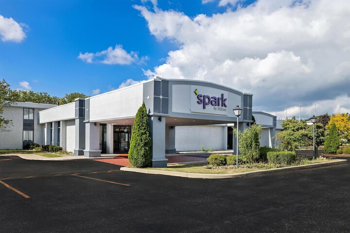Spark by Hilton Lockport