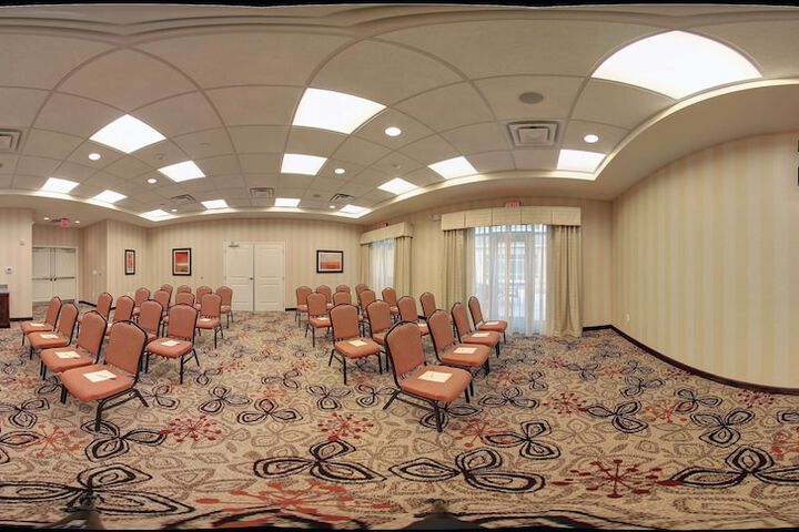 Homewood Suites by Hilton Woodbridge