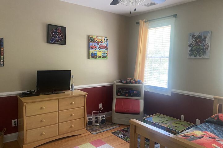 Room 42 of 77