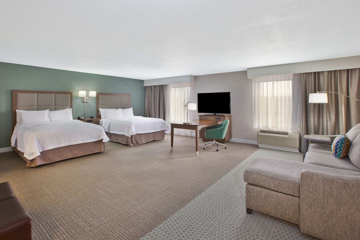 Room 17 of 27