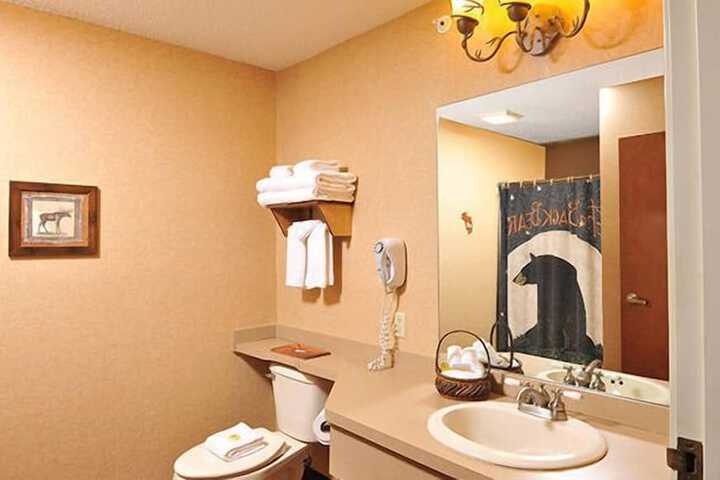 Room 5 of 27