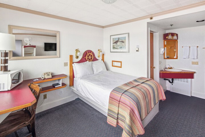 Room 148 of 183