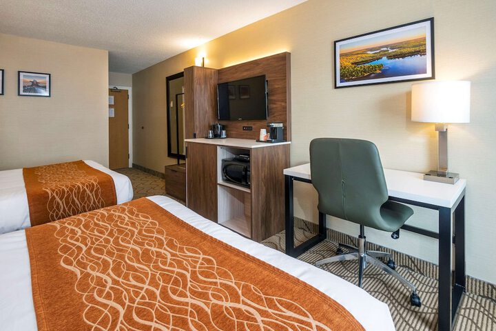 Room 7 of 28