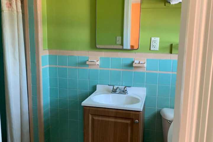 Room 18 of 27
