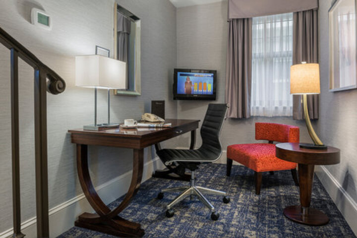 Suite 23 of 48