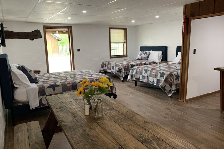 Room 6 of 15