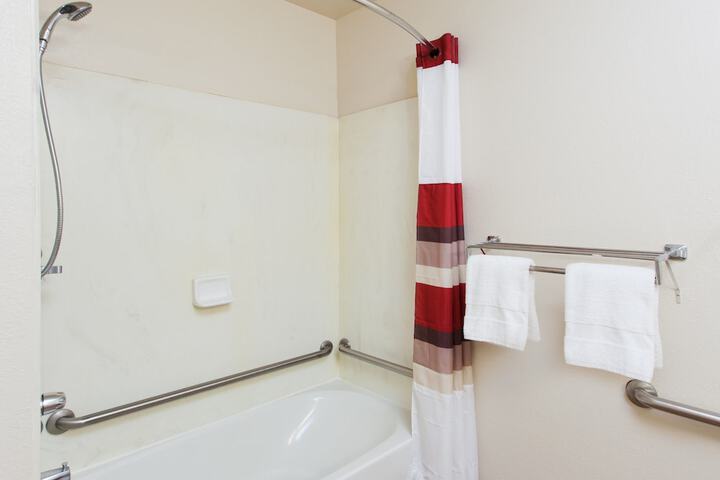 Room 14 of 31