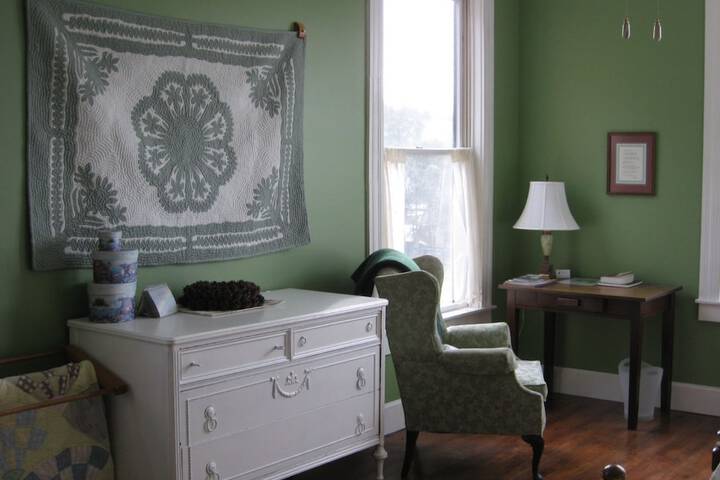 Room 18 of 47